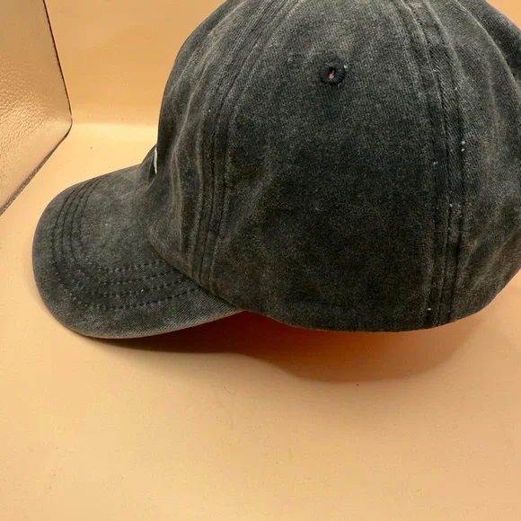 Unisex Adult Black 'Let Them' Baseball Cap - Picture 2 of 4